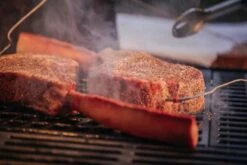 Weber Crafted Dubbelzijdige Sear Grate -Buiten Kamperen 84866 weber crafted dubbelzijdige sear grate